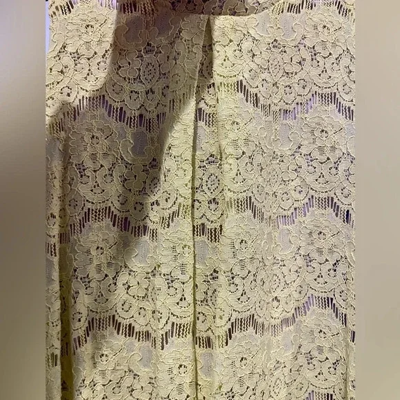 Women’s Pins And Needles Neon Yellow Tank With Lace Overlay Size large. - Picture 3 of 6